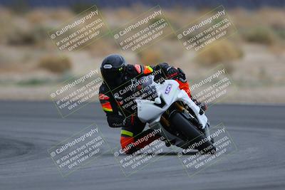 media/Jan-14-2023-SoCal Trackdays (Sat) [[497694156f]]/Turn 16 (210pm)/